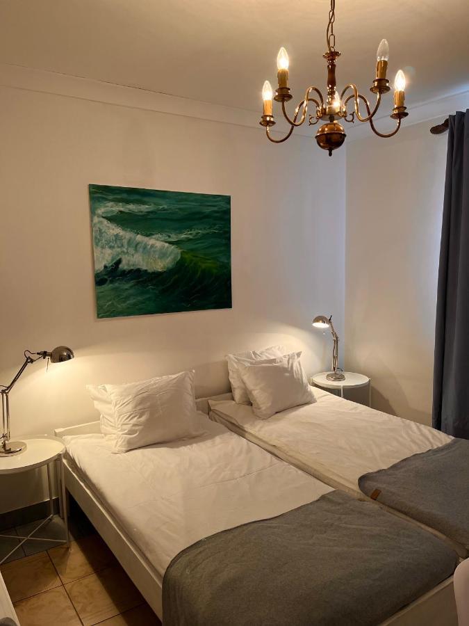 Pod Roza Economy Bed & Breakfast Łeba Exterior foto
